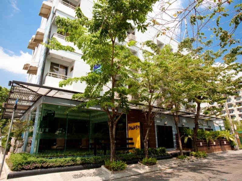 Готель Synsiri Ladphrao 130 Бангкок Екстер'єр фото